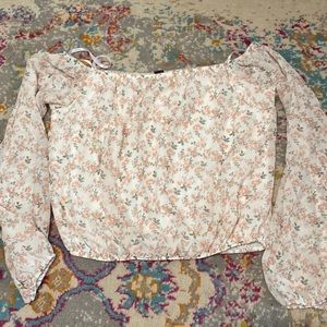 Never worn, light material by Windsor. Crop top blouse size medium